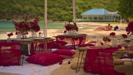 rouge sur la plage