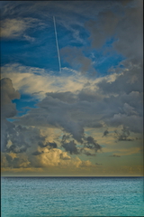 ligne blanche dans le ciel